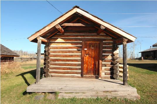 Flying U Ranch Hotel Seventy Mile House Esterno foto